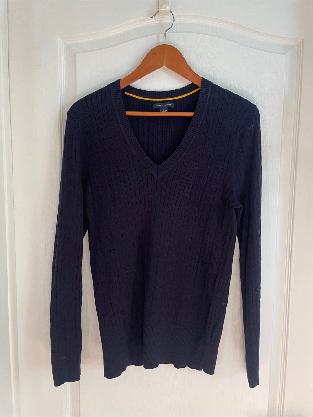Tommy Hilfiger Men's Dark Navy V-Neck Cable Knit Sweater